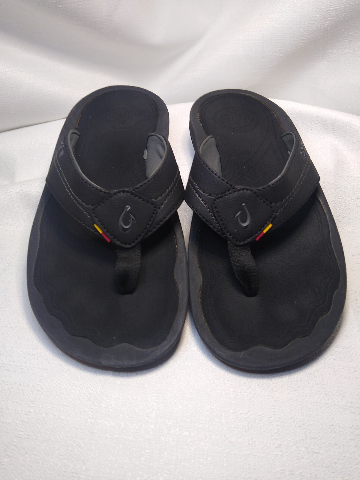 Olukai- Kipi Men's size 8M Black