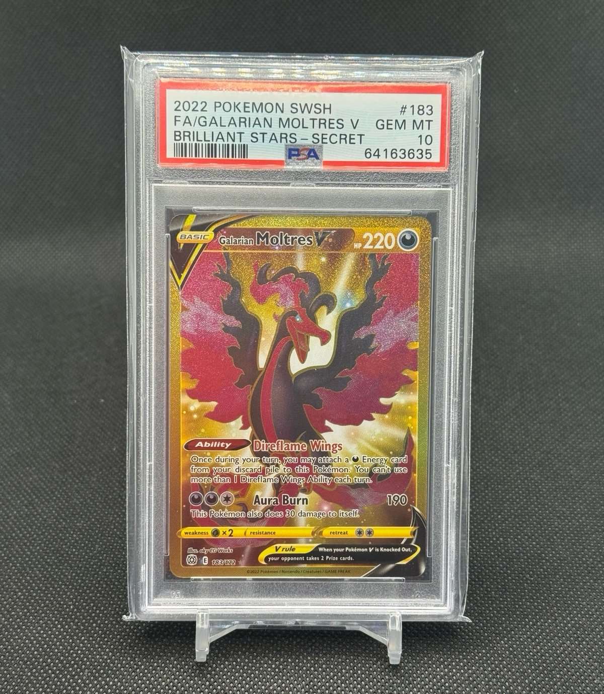 PSA 10 Pokemon 2022 FA/Galarian Moltres V #183