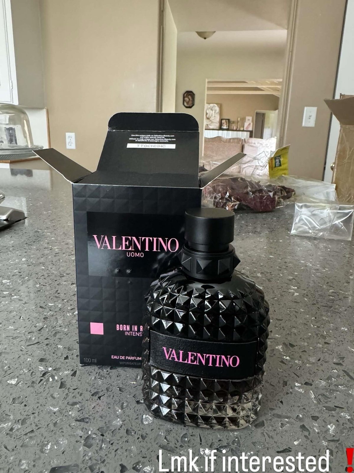 Valentino Uomo Born in Roma
