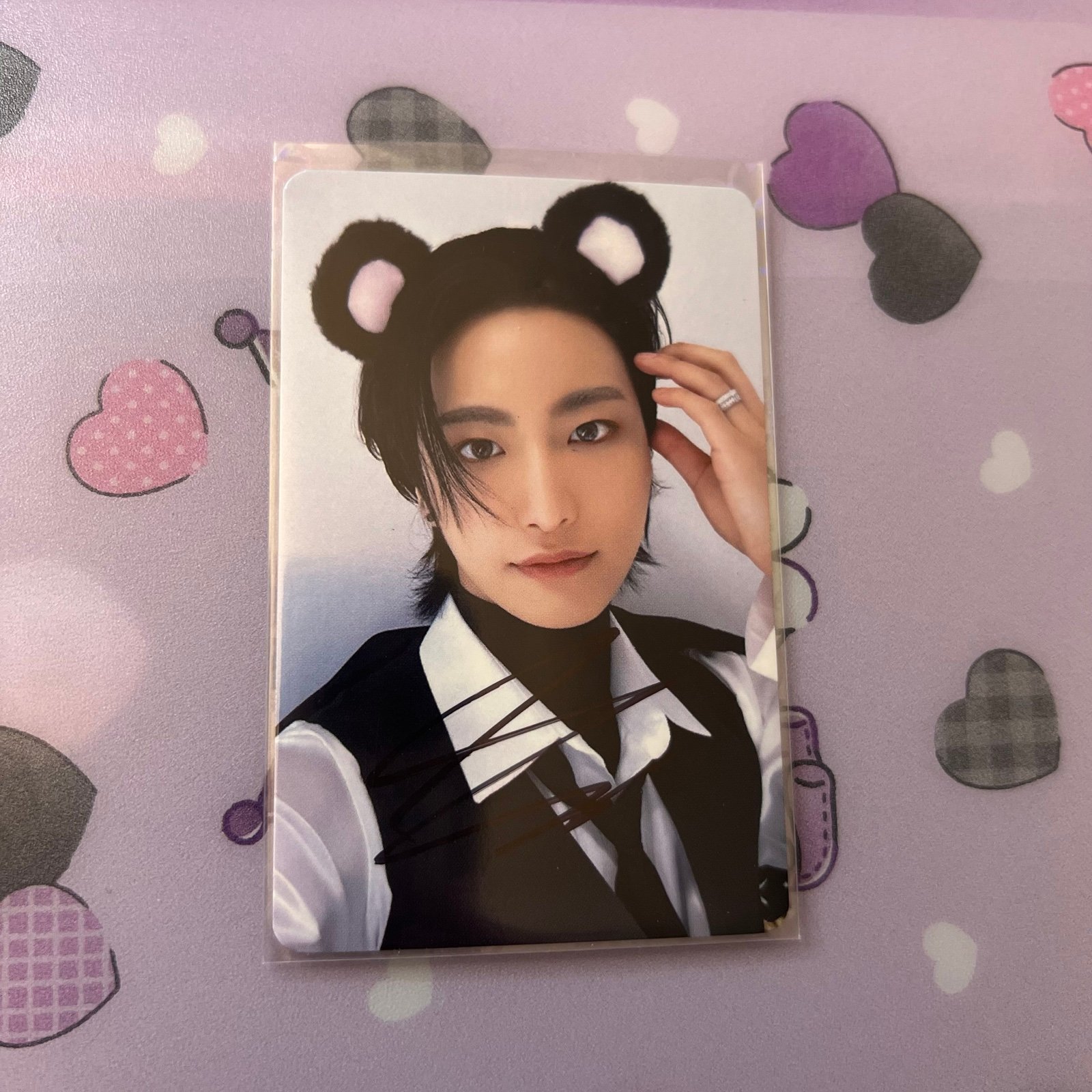 Seonghwa panda signed photocard