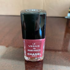Chanel Rouge Insolite 79 Nail Polish