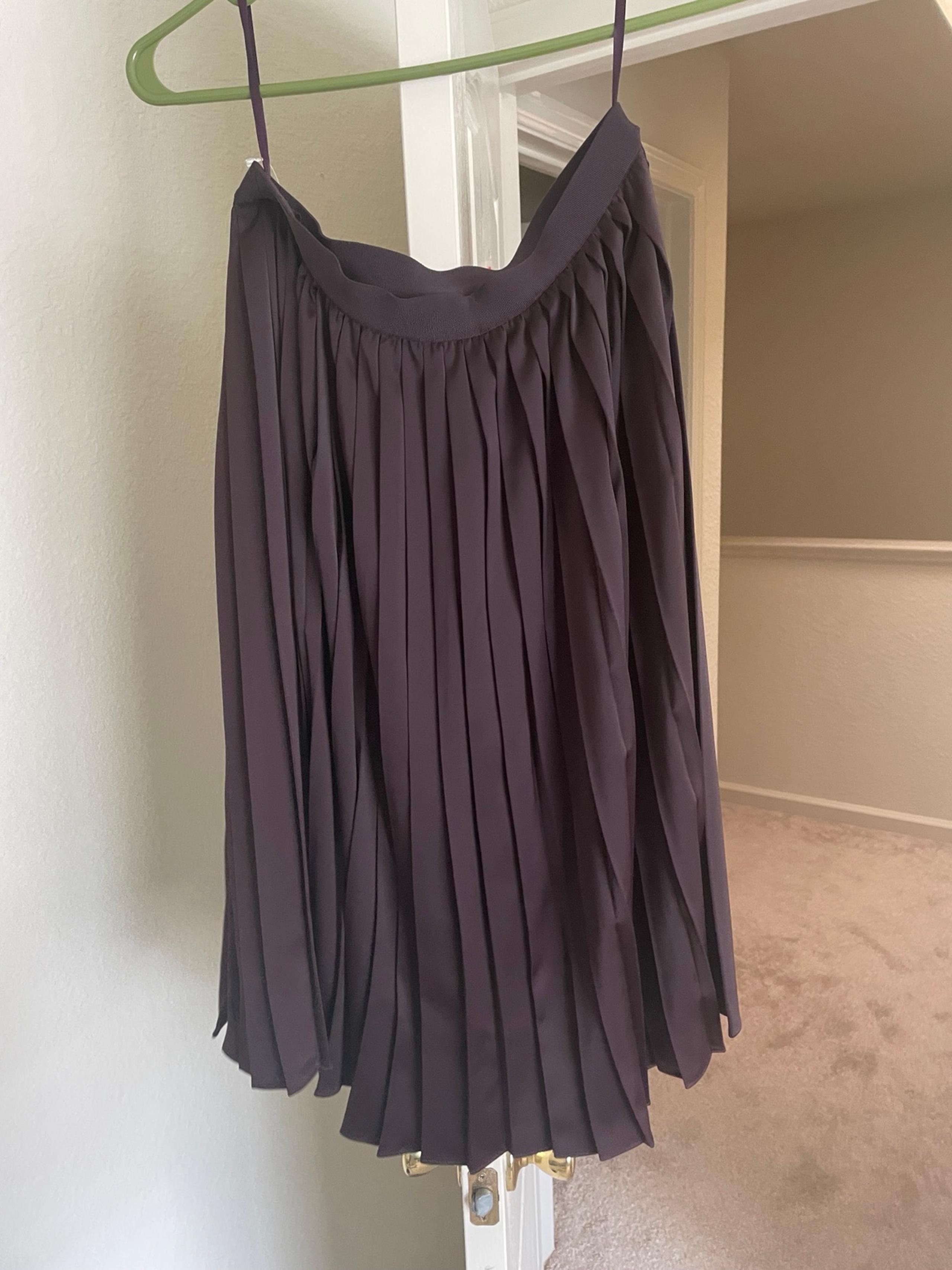 Pleated skirt Uniqlo wine M NWT