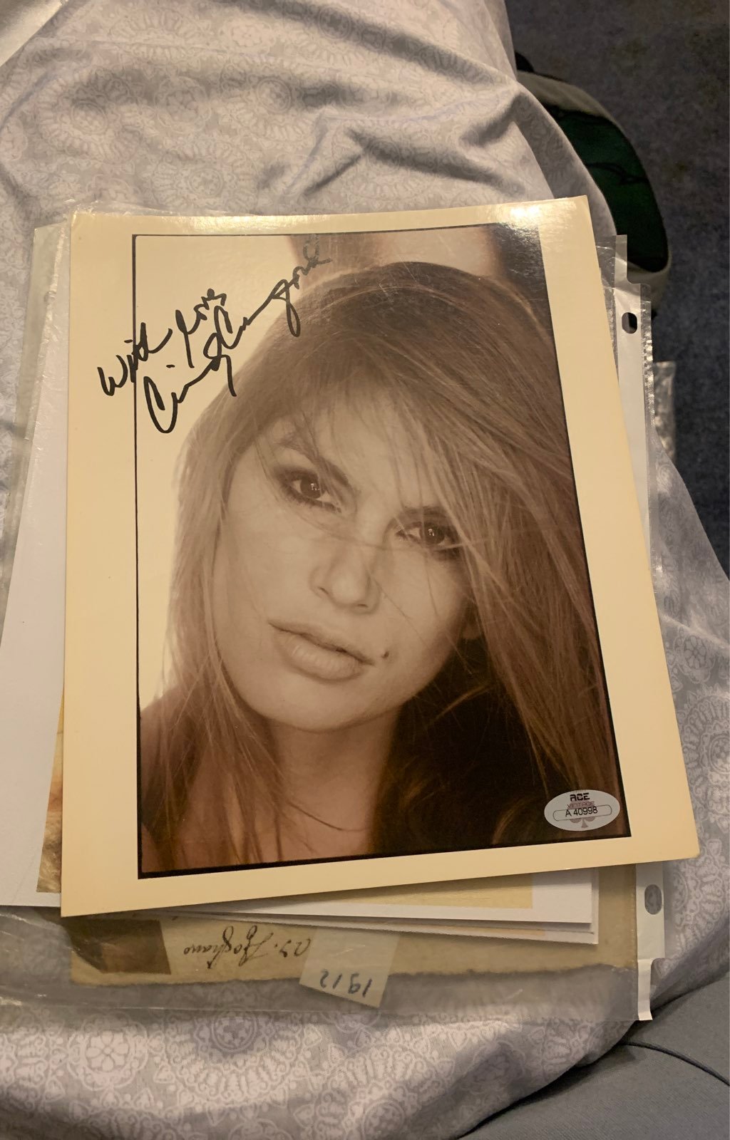 Cindy crawford signed photo authenticate