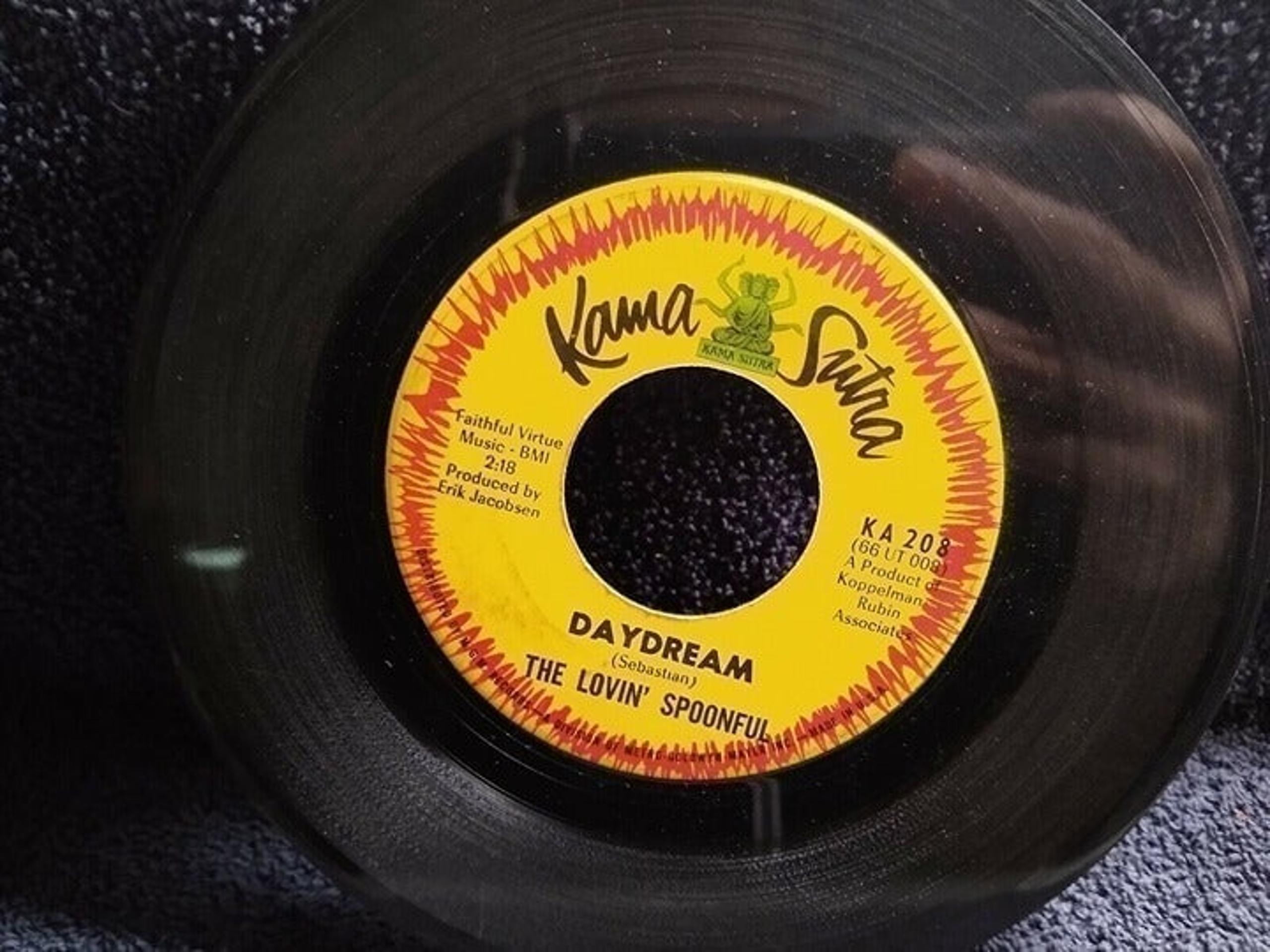 D-2814 Kama Sutra Records - The Lovin' Spoonful - Daydream - KA 208