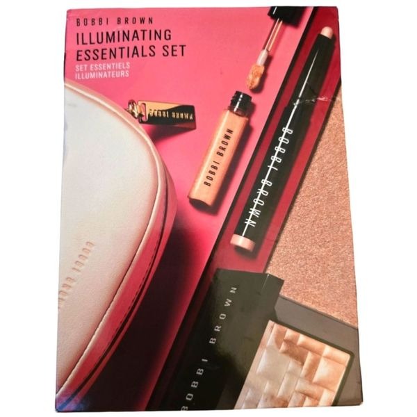 Bobbi Brown Illuminating Essentials Set NEW