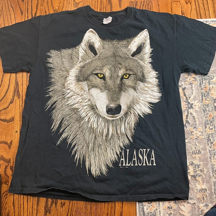 Mens Alaska Wolf Tee Vintage