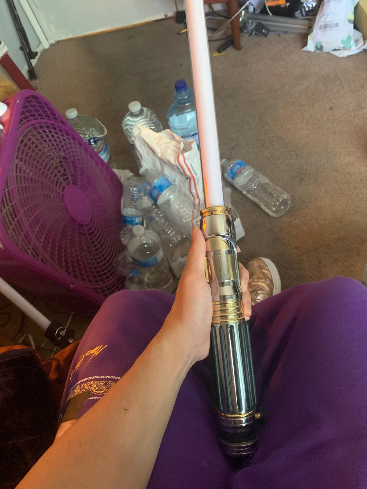 Mace Windu 2005 master replica lightsaber Not Turning,needs cleaned, mold inside