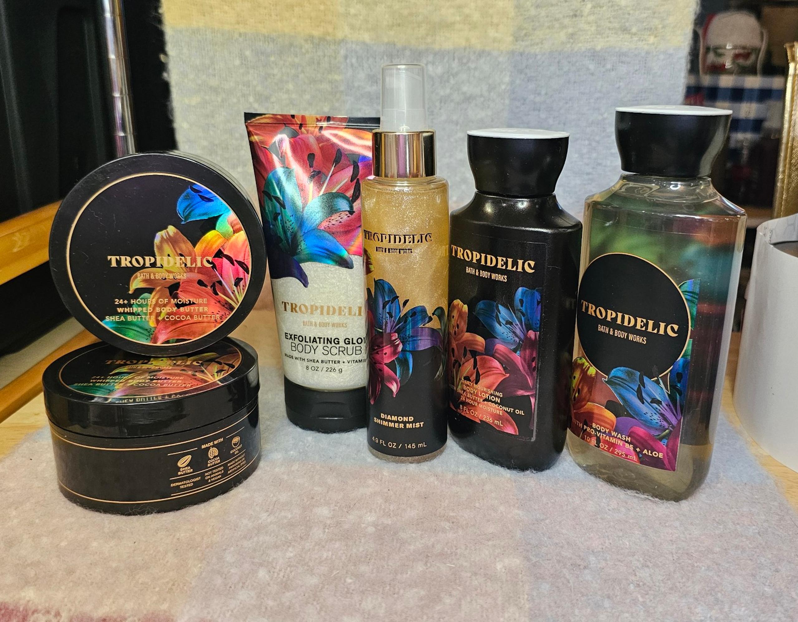❤️ Tropidelic ❤️ Body Care Set ~ Discontinued ~ by Bath & Body Works