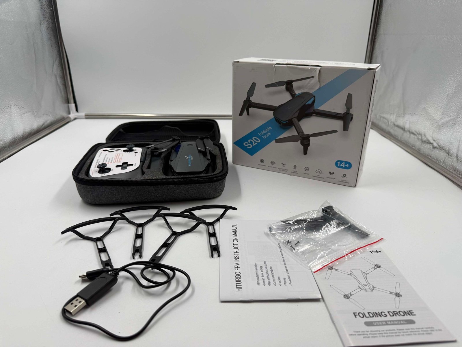 Drone with 1080P Camera for Beginners and Kids, Foldable Remote Control Quadcopt