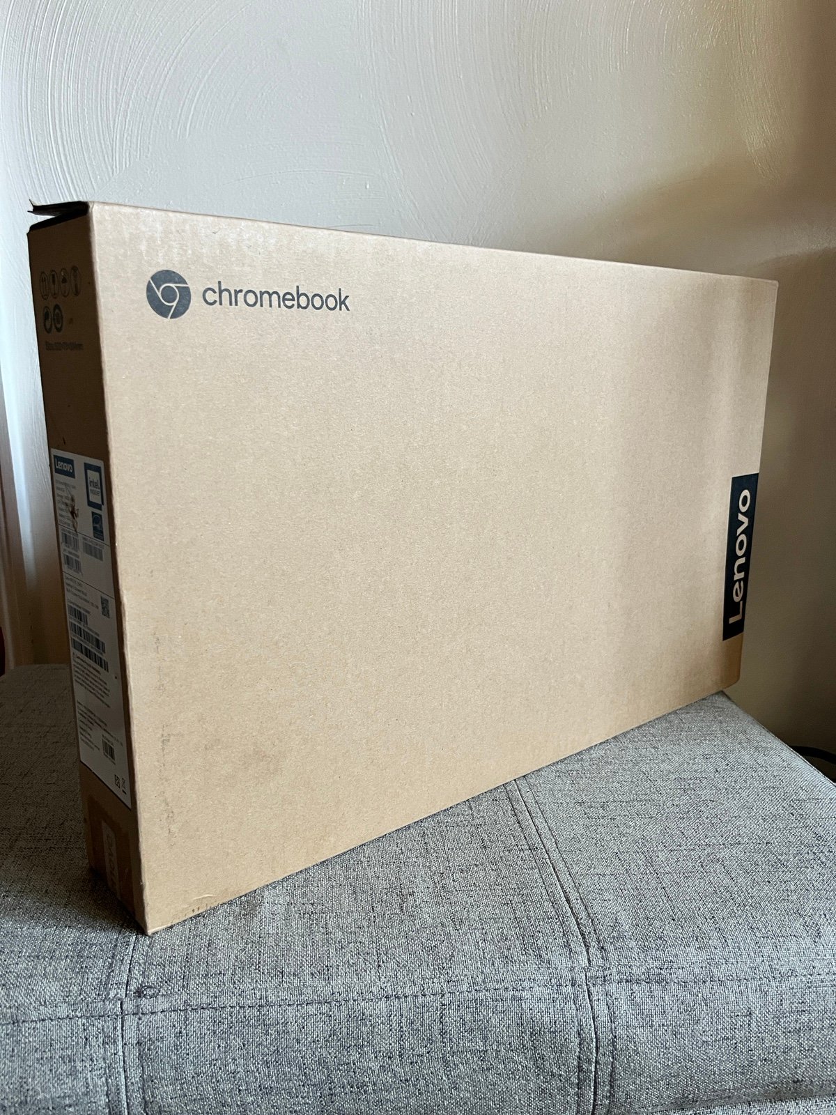 Lenovo 15.6 Touchscreen IdeaPad 3 Chromebook - Intel Pentium - 4GB RAM Memory -