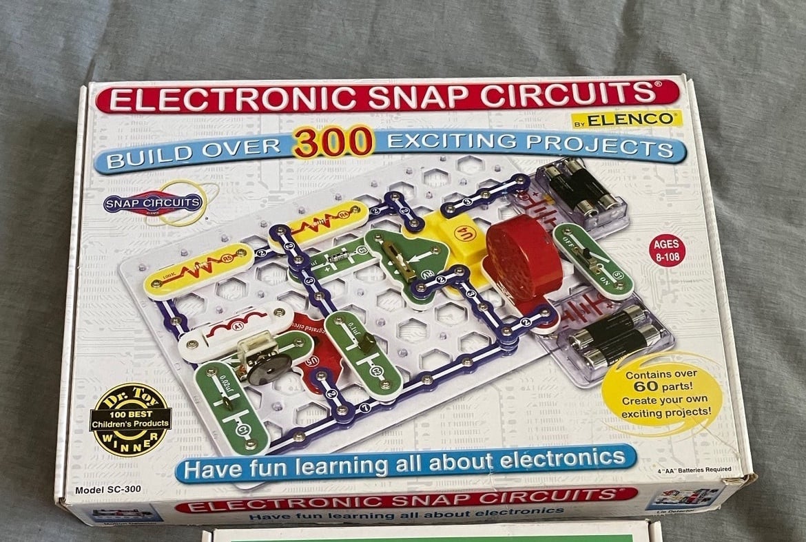 Electronic Snap Circuits SC-300