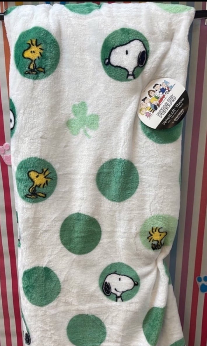 St Patricks snoopy throw blanket