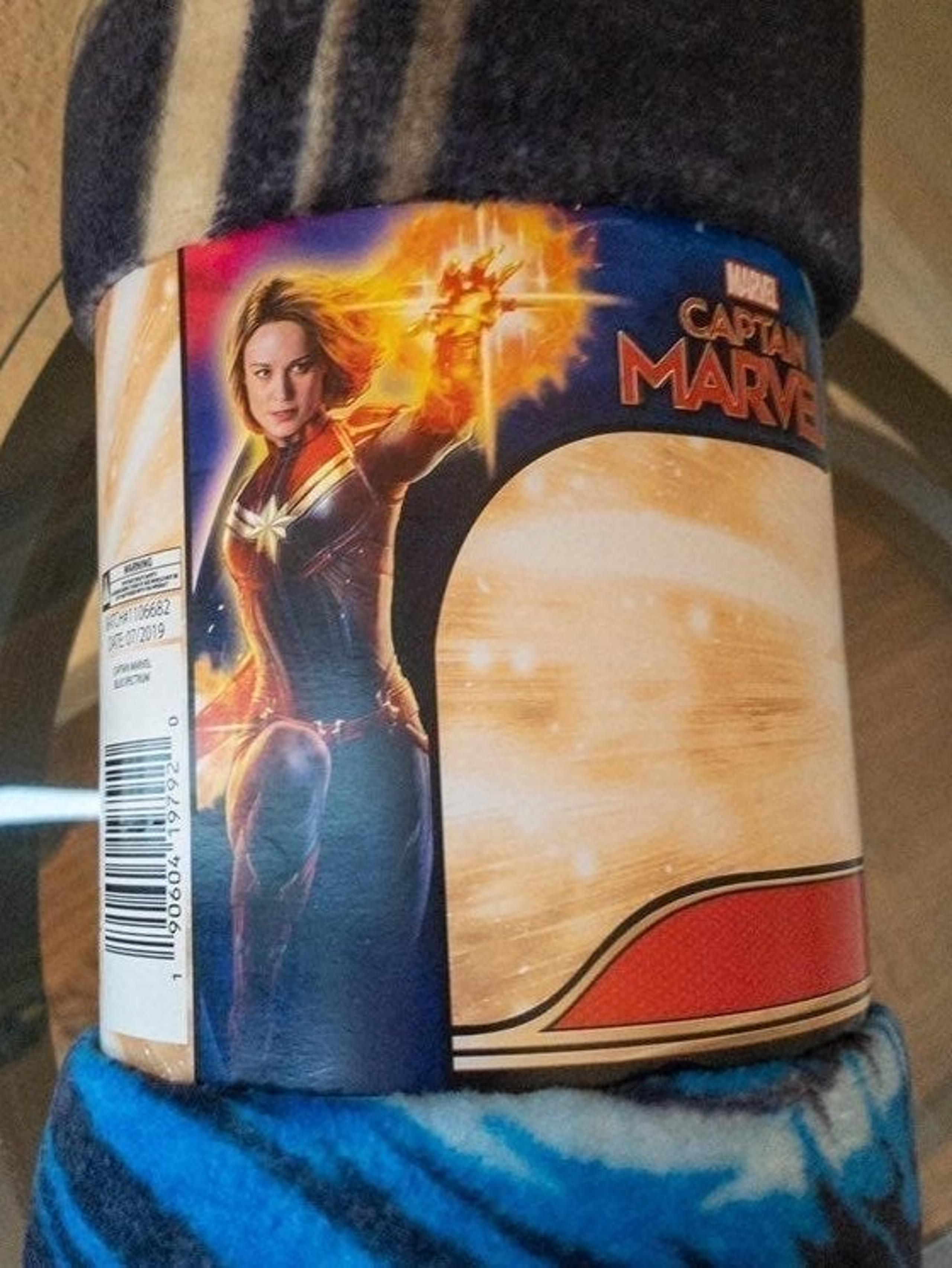 *NEW* Captain Marvel Blue Spectrum Fleec