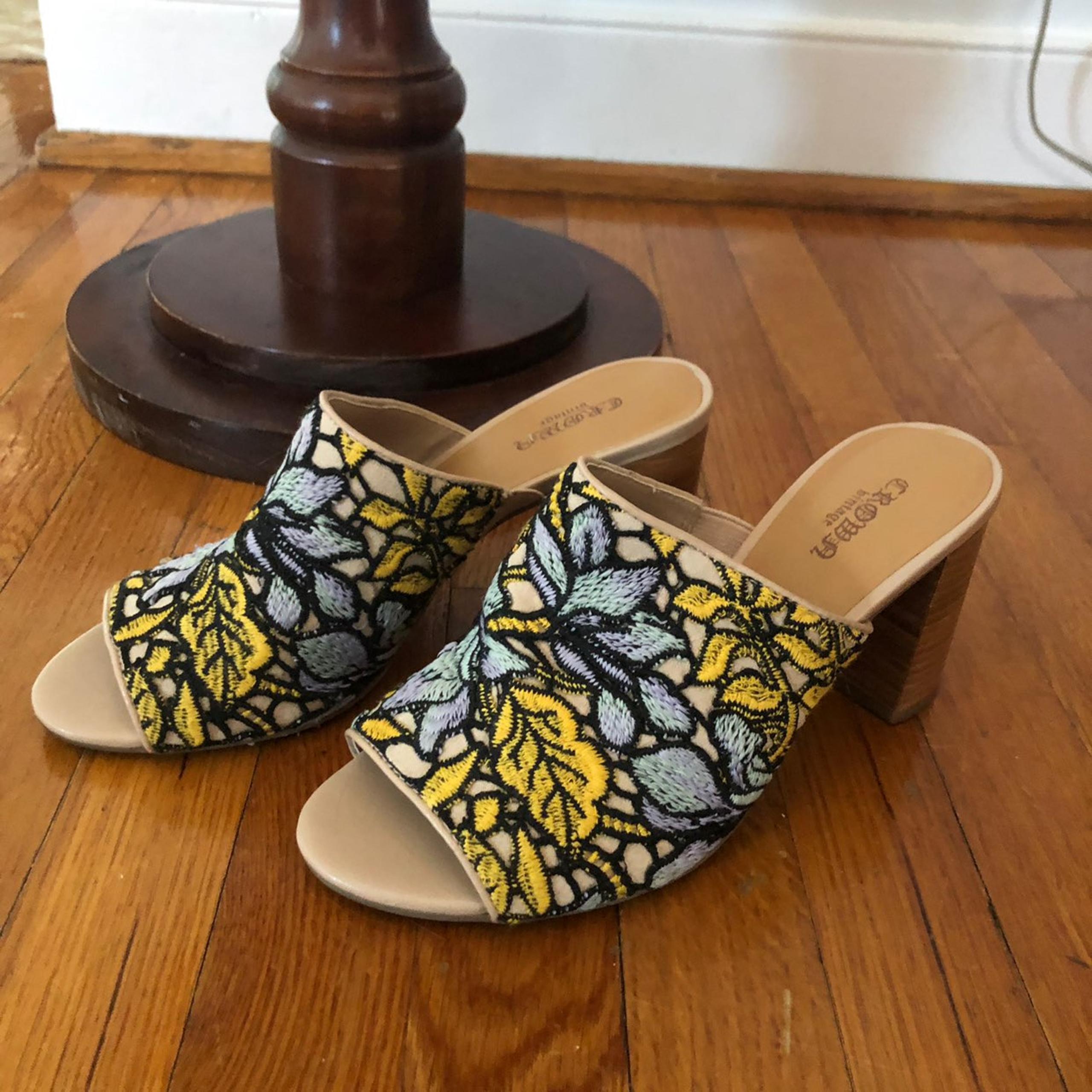 Embroidered mules