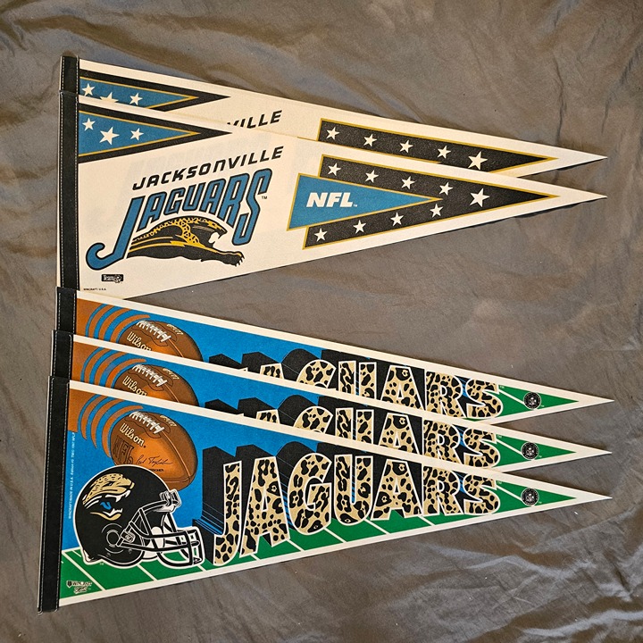 Lot Of (5) Jacksonville Jaguars NFL Football 1997 Pennant Banner Flag Vintage