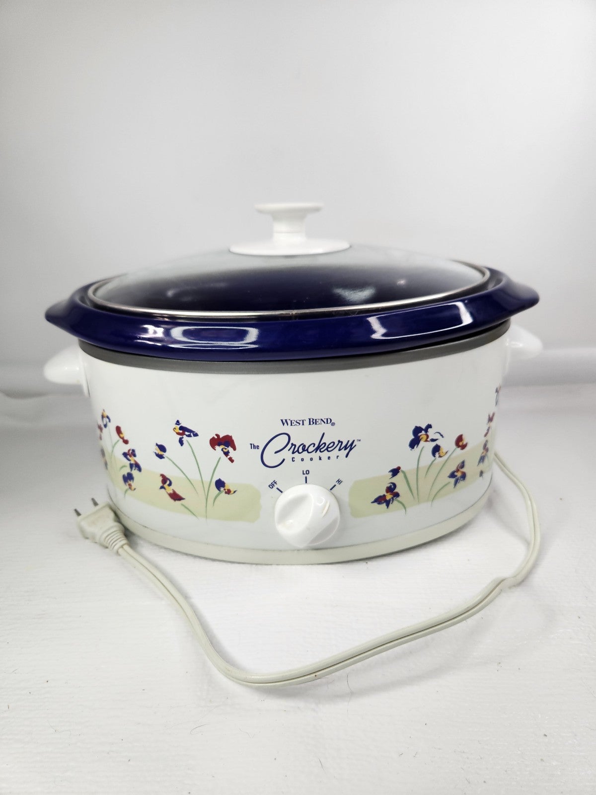 West Bend Crockery slow Cooker 3 Qt . TB6904 West Bend Crockery slow Cooker 3 Qt . TB6904