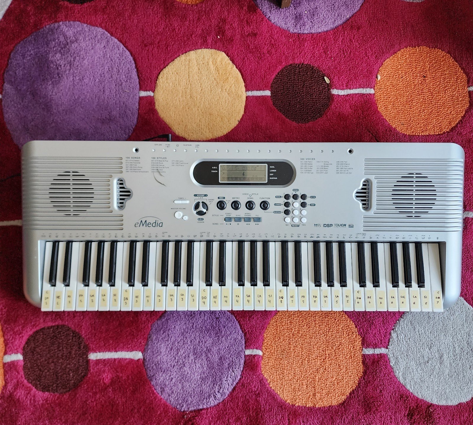 E Media Keyboard/Piano