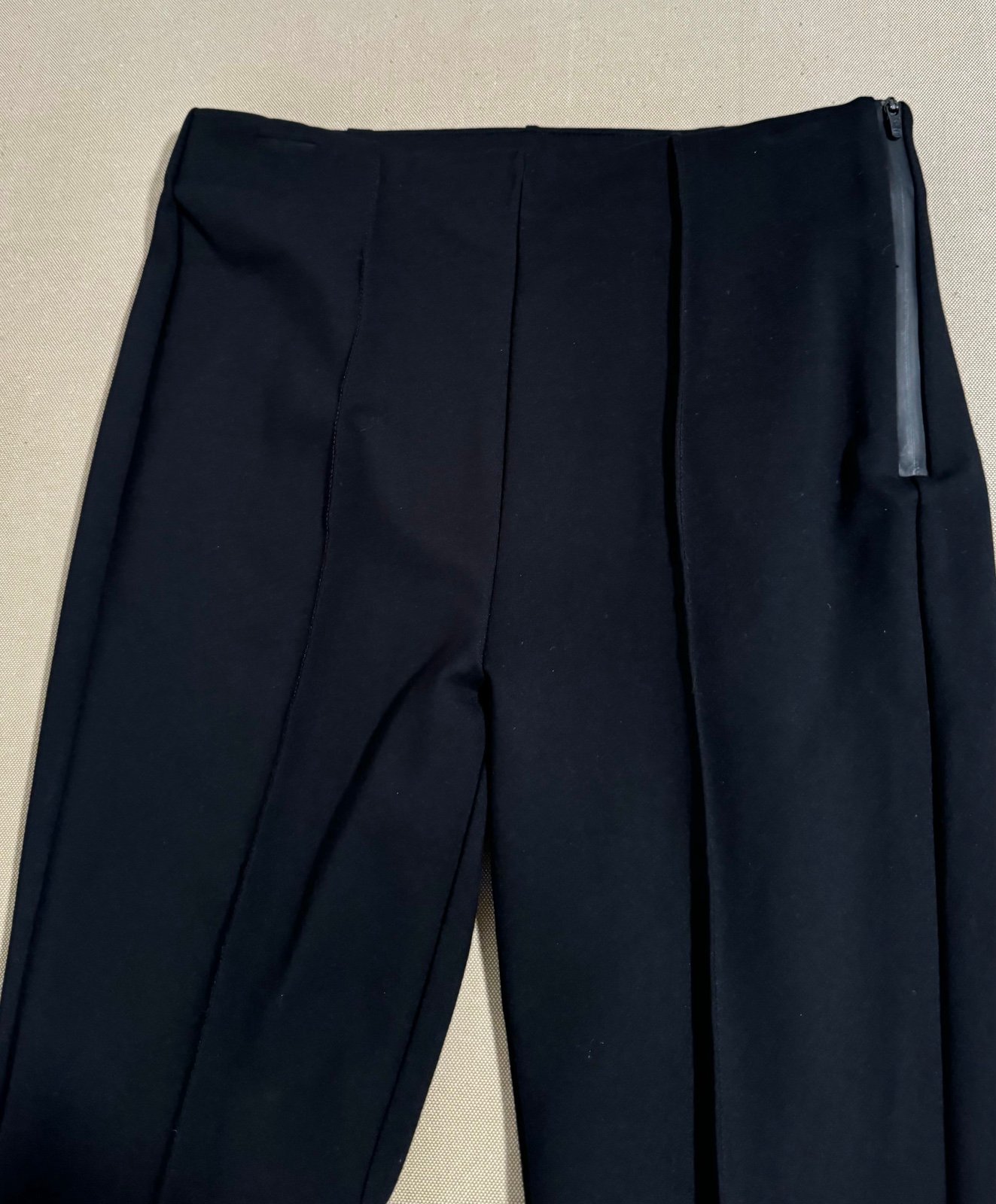 Elie Tahari black pants size 6