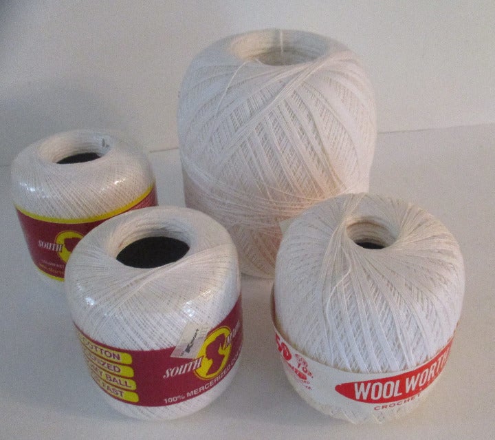 Lot 4 White Crochet Cotton thread 3000