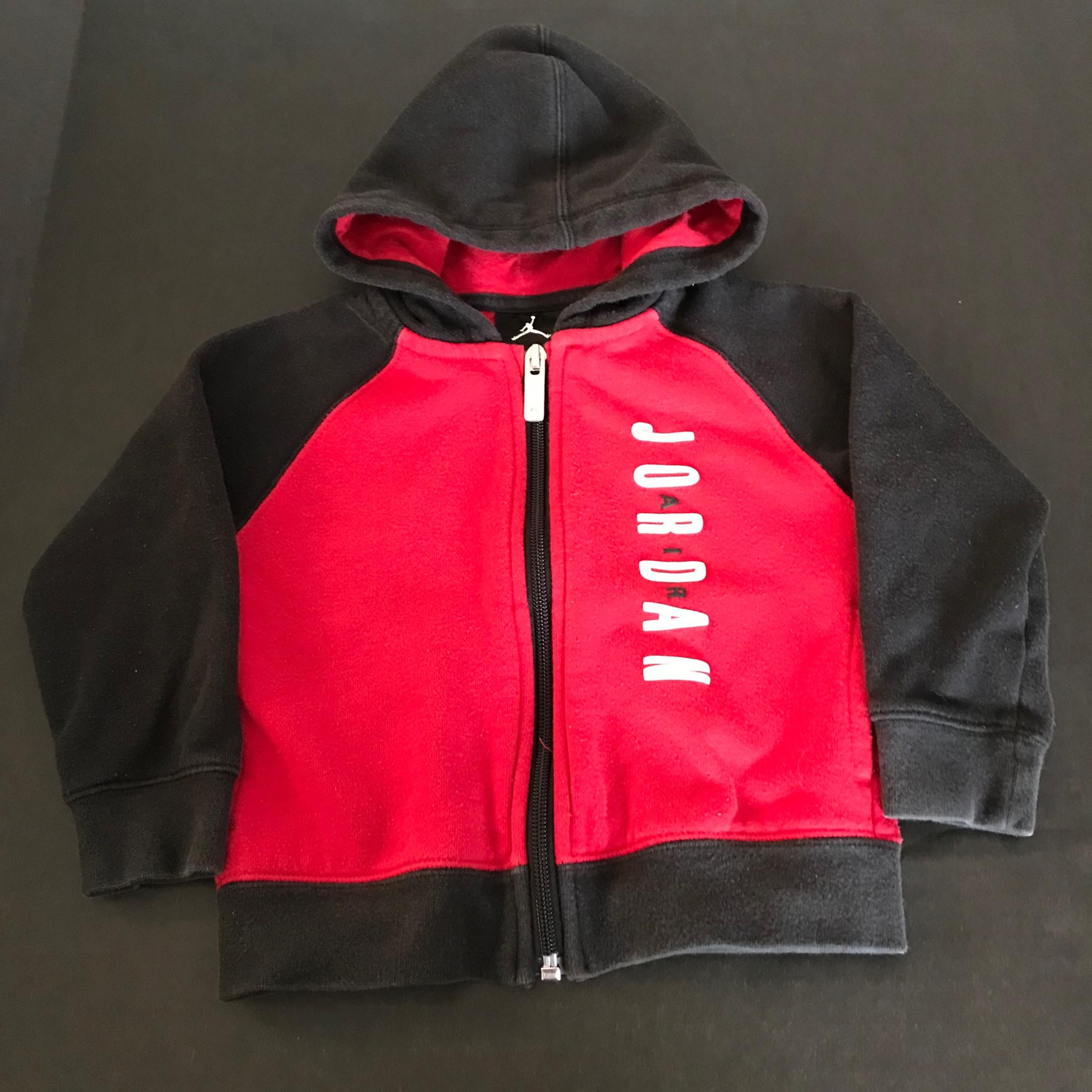 Air Jordan Baby Boys’ Hoodie Size 24M