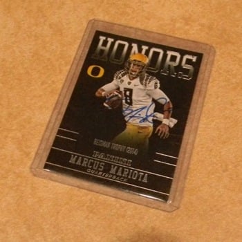 XRARE!! Marcus Mariota Honor Card Ducks Auto Signed
