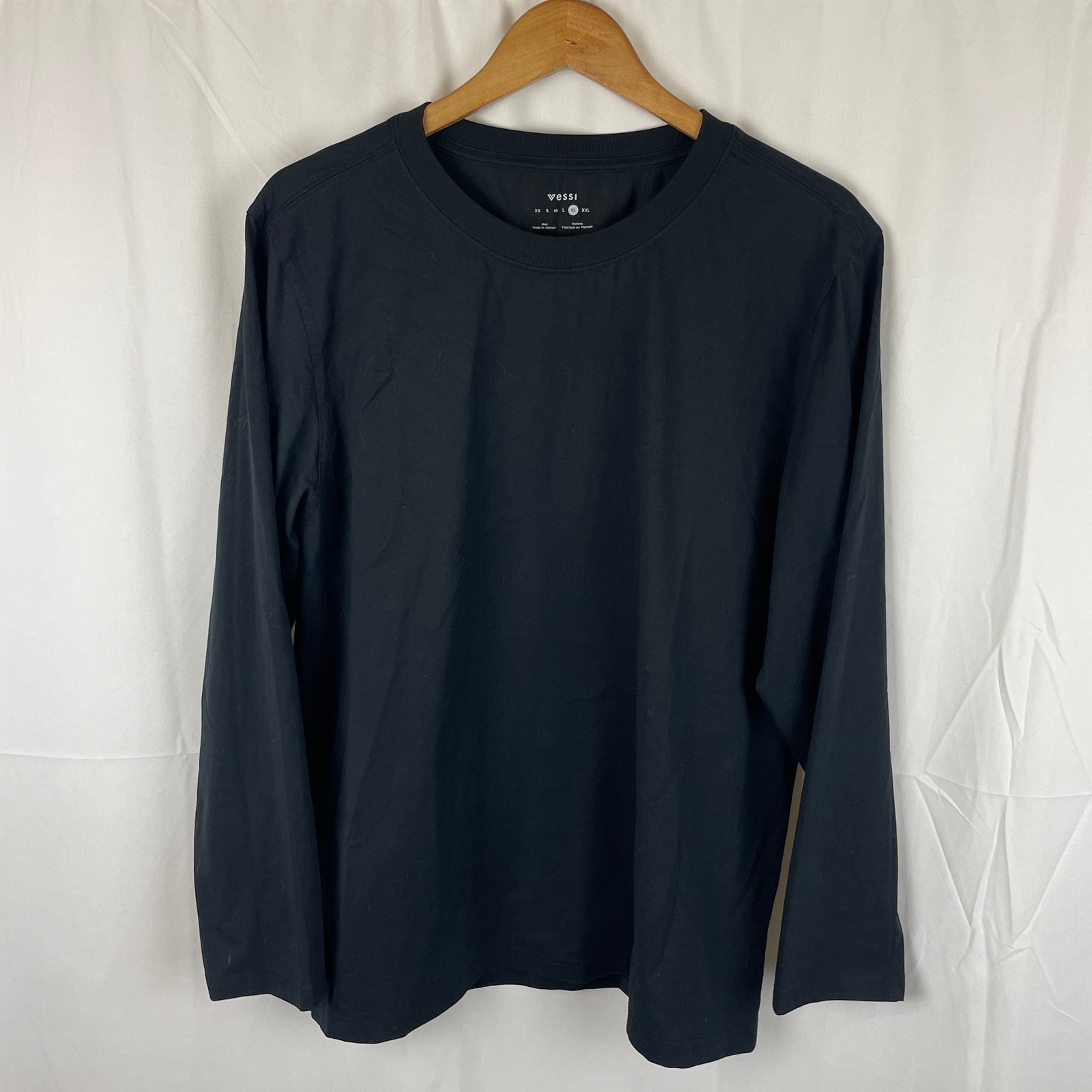 Vessi Long Sleeve Shirt Base Black Lightweight Cooling Breathable Men's Size XL