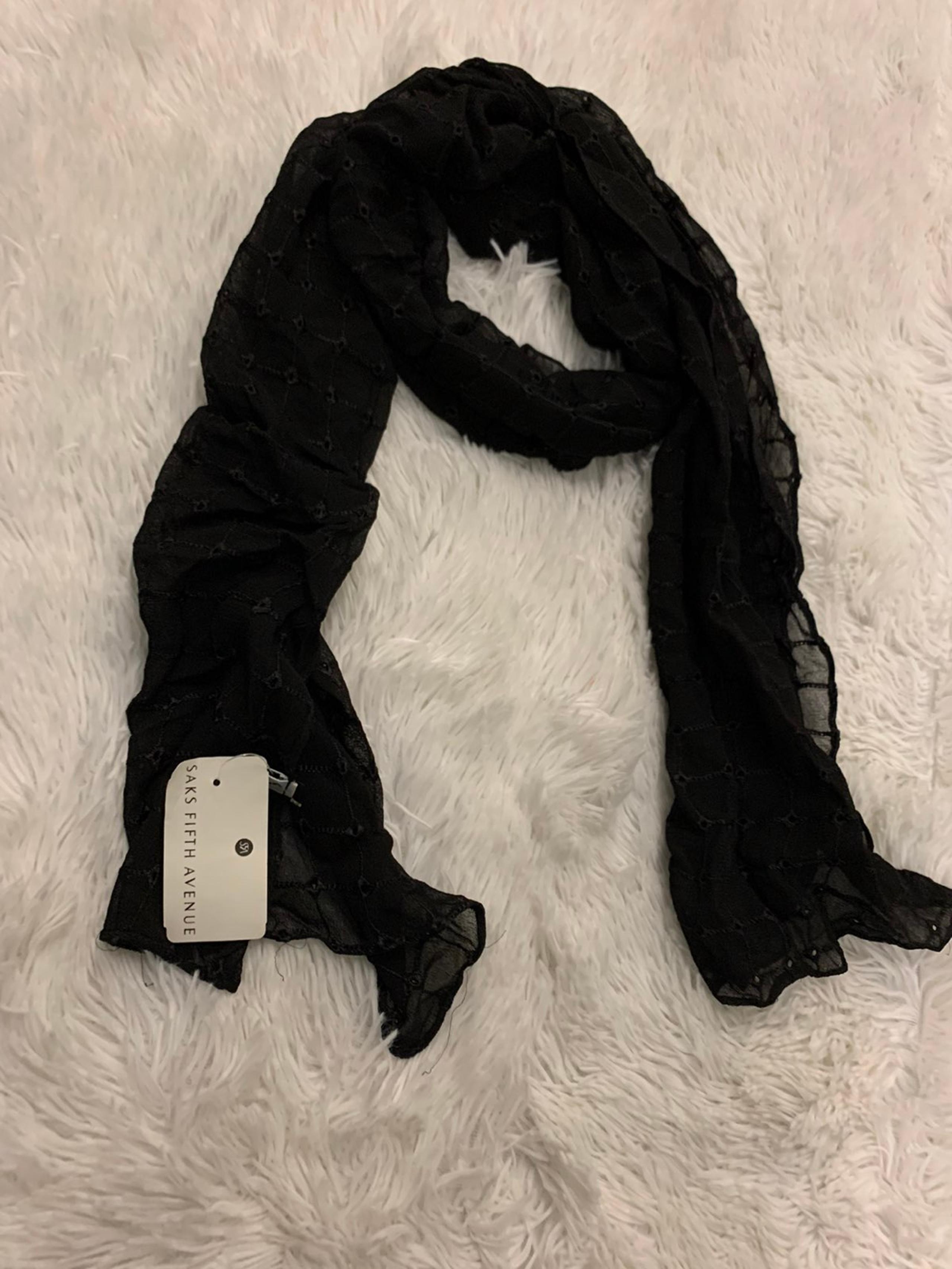 Sacks fifth avenue scarf