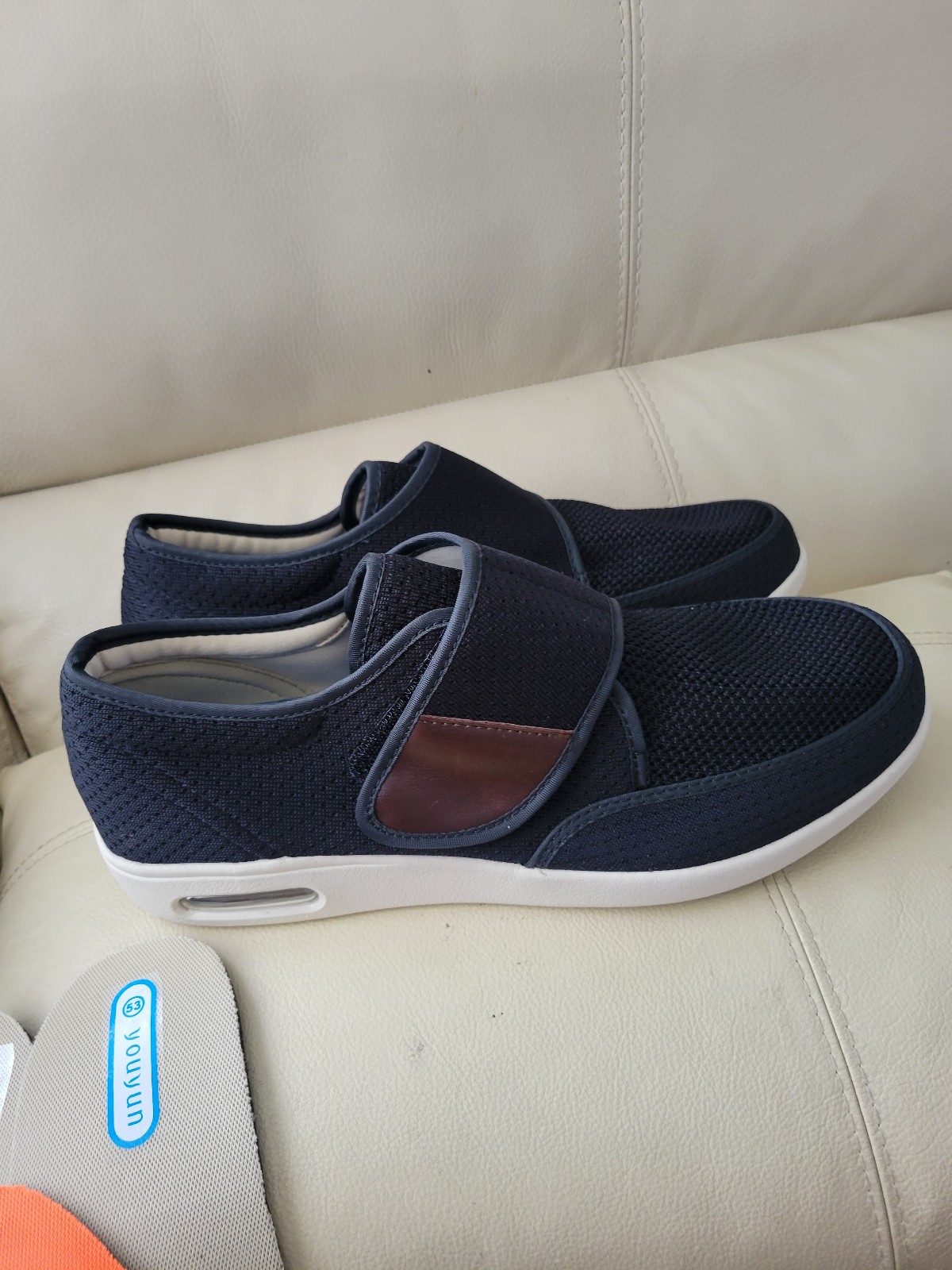 Youyun shoes