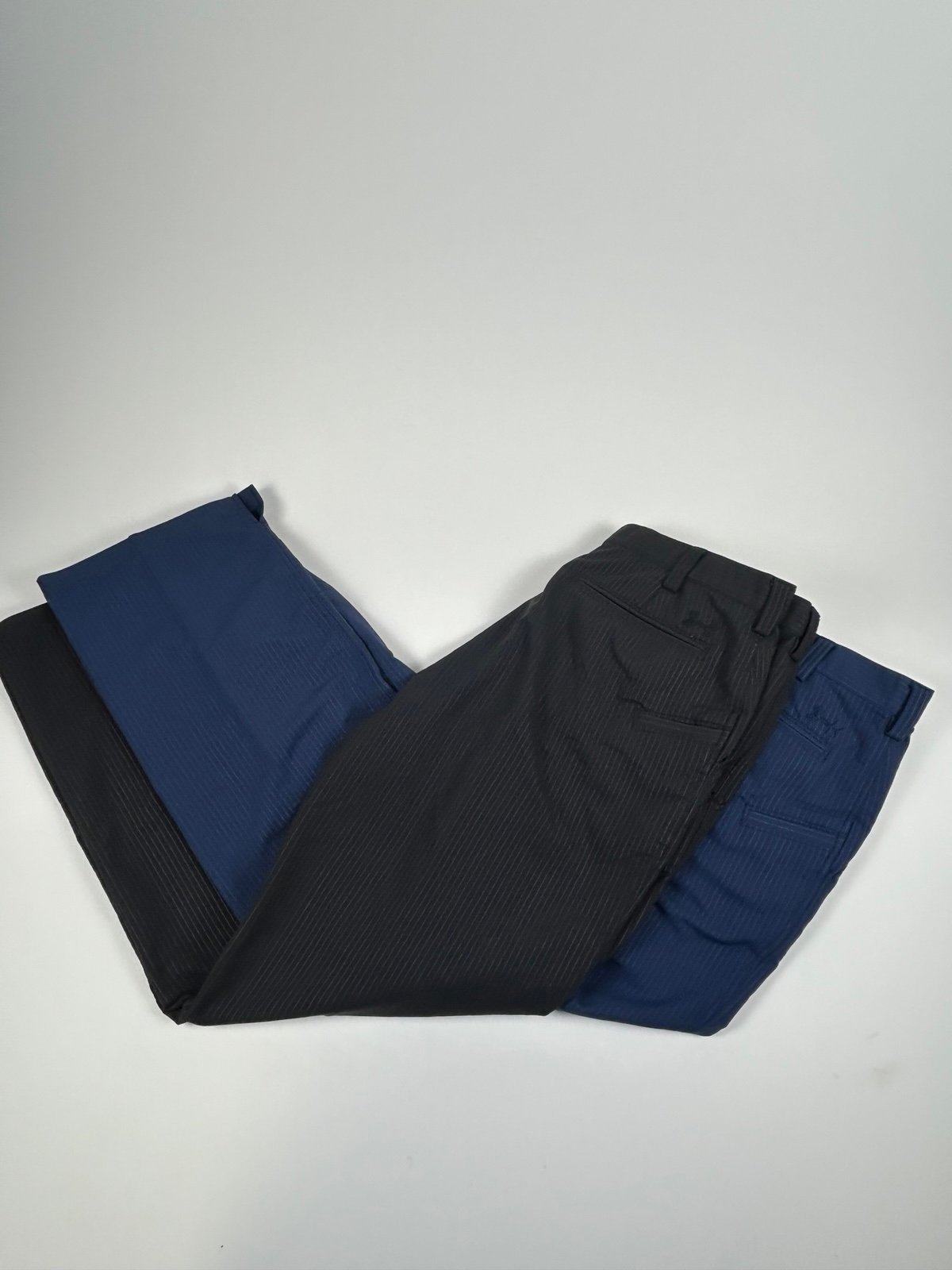 Under Armour Men’s SZ 34x32 Golf Black & Blue Chino Pants Striped Dress LOT OF 2
