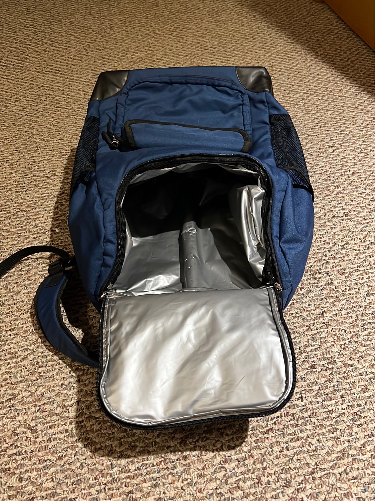 Tommy Bahama rolling backpack cooler veflingeforsamlingshus