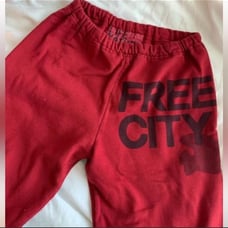 Free city joggers