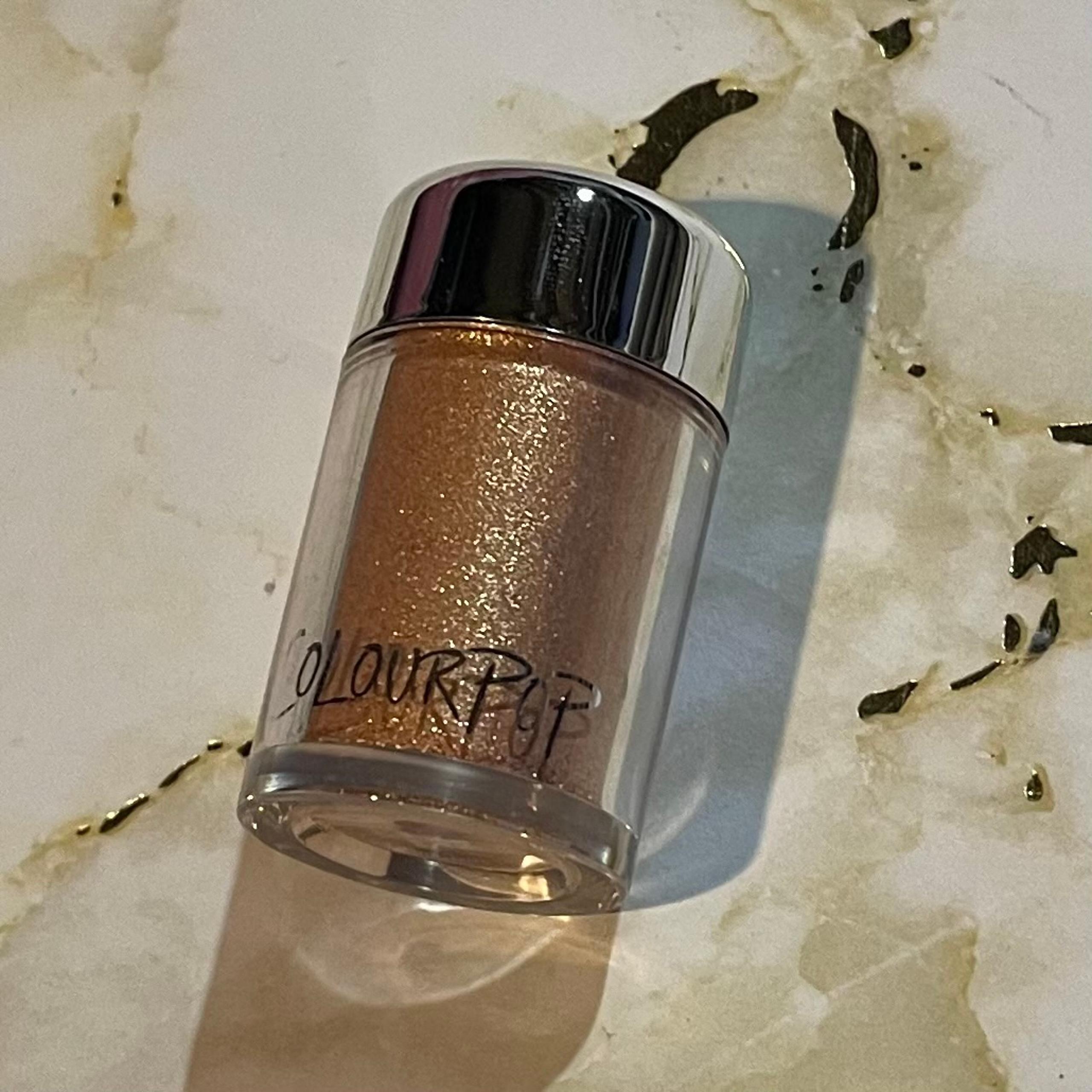 Colourpop Loose Pigment in Love Me Hearter