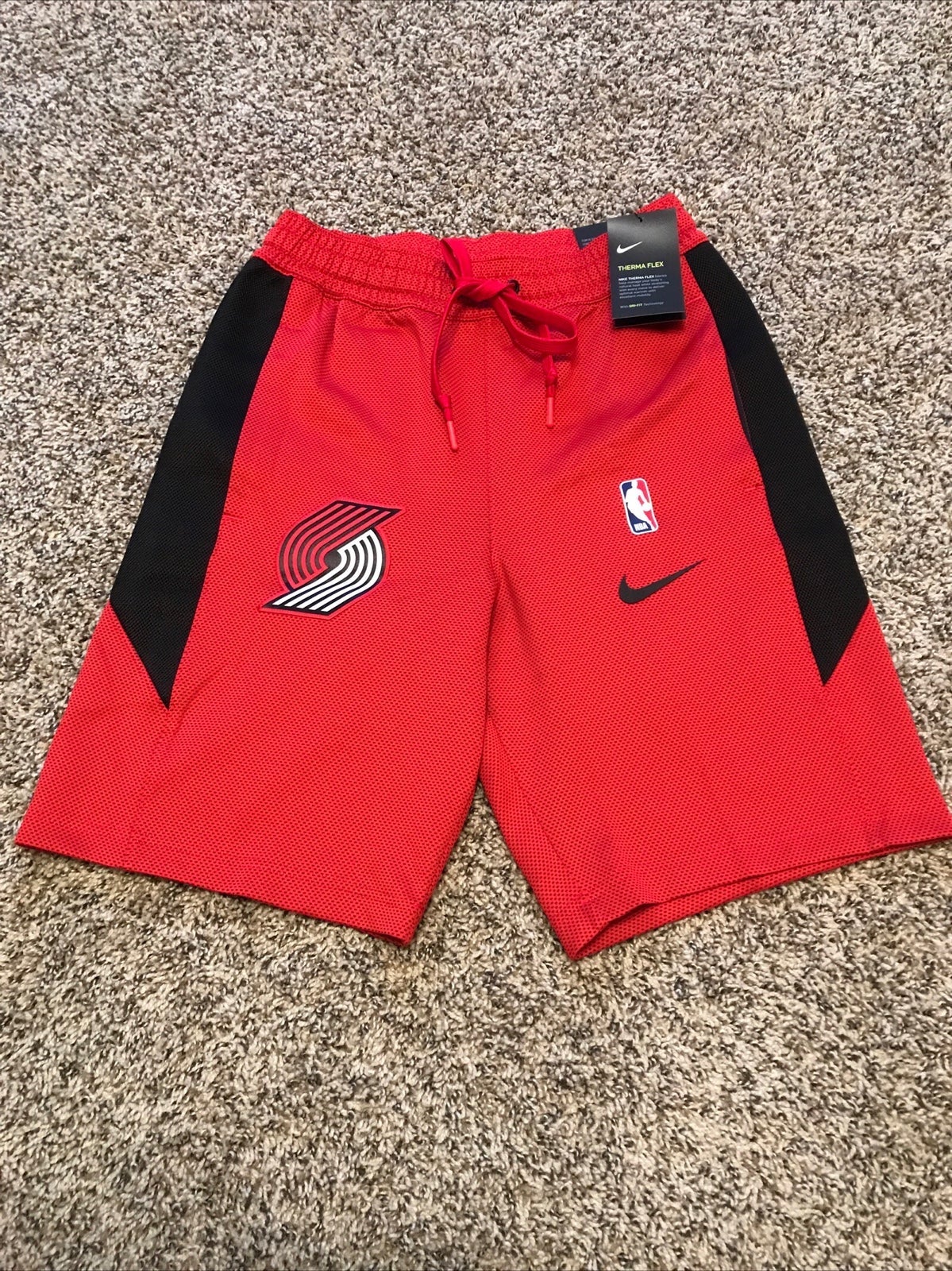 NWT 90 Nike NBA Portland TrailBlazers Therma Flex Basketball Shorts Men Small