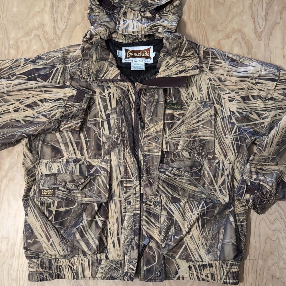Gamehide Wetlands Jacket Style 73W size L Full Zip Multi Cargo Pocket Hooded