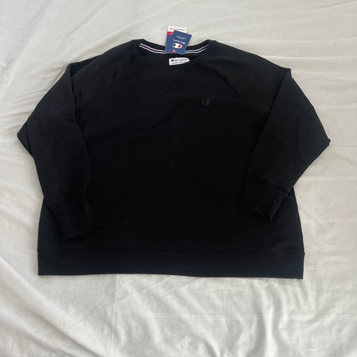 Champion black crewneck