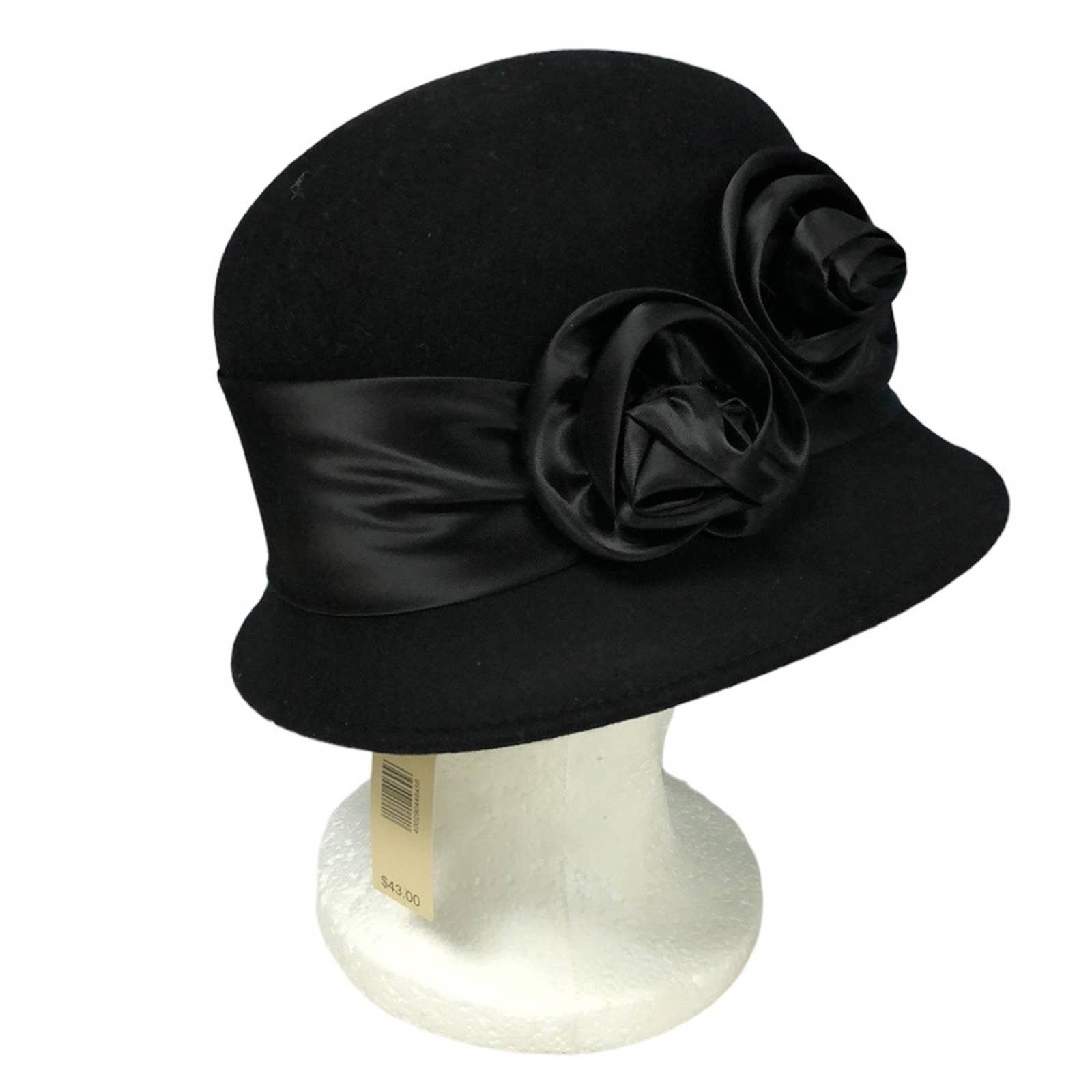 New Amanda Smith 100% wool bucket hat with sating rosettes roses made in Italy