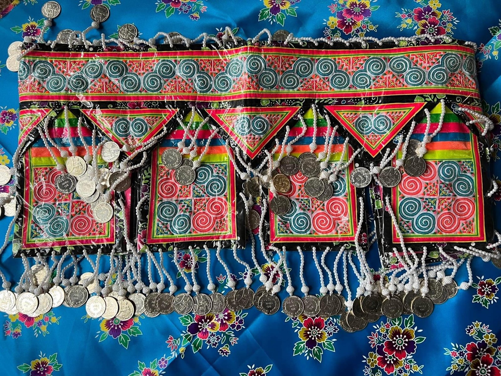 Hmong pnq hlab