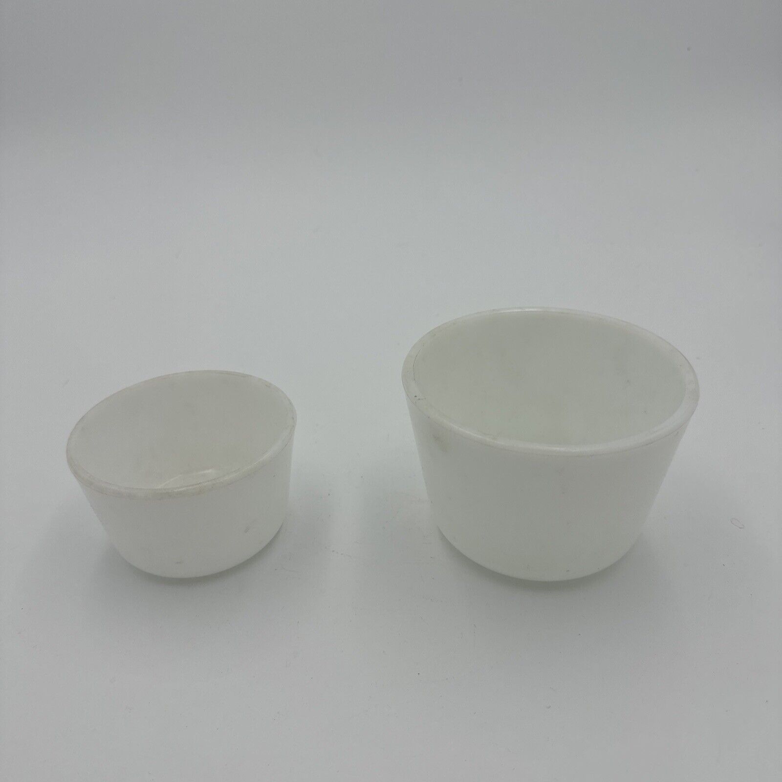 Set Of Vintage McKee Milk Glass Mixing Serving Bowl White 4 Inch And 5 Inch