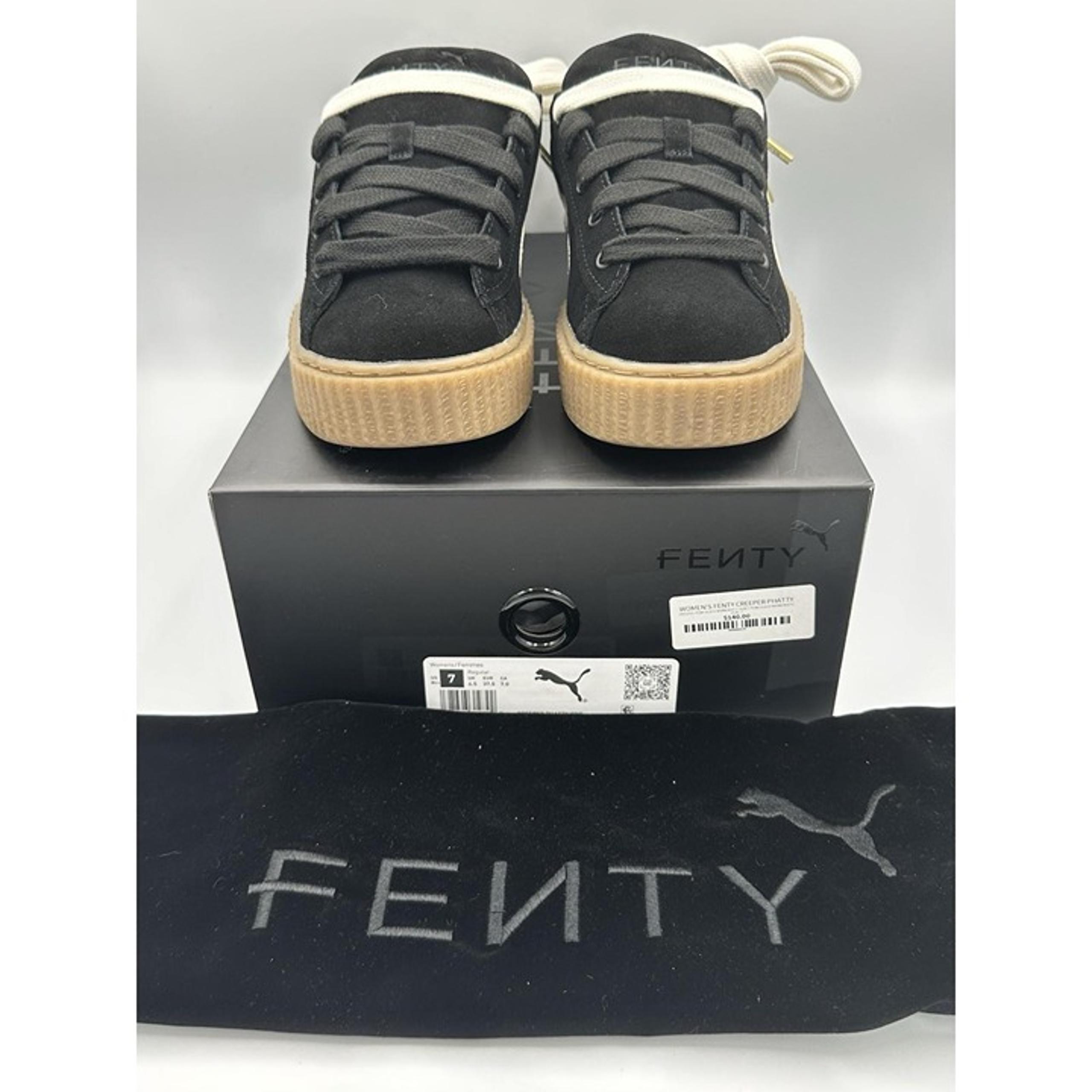 PUMA x FENTY Creeper Phatty Black Warm White Womens 7W 399332 01 NIB + Dust Bag
