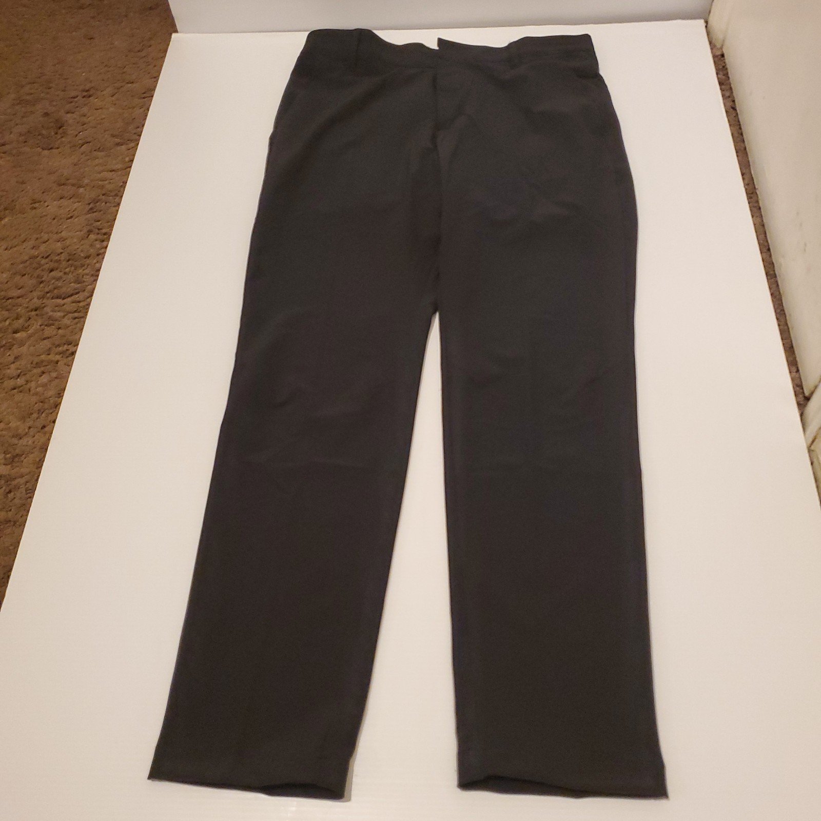 MEN'S NIKE GOLF SLIM PANTS SIZE 33W BY 32L NWT