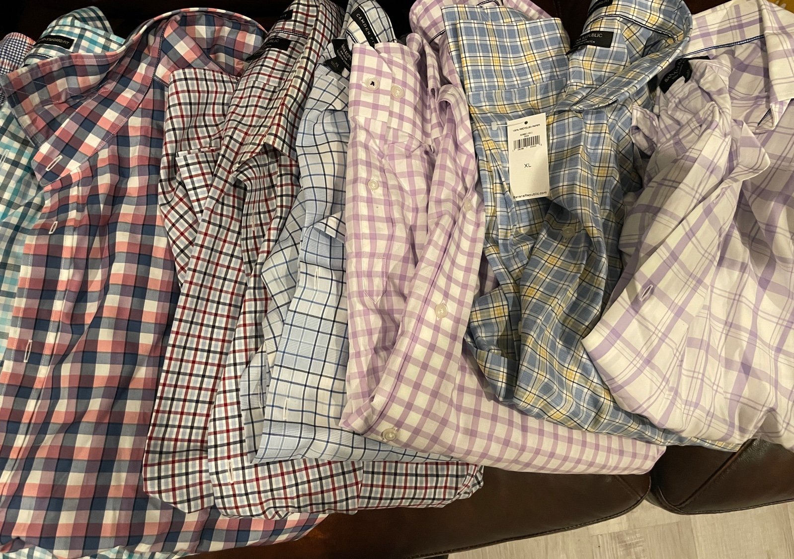 LOT: Banana Republic Long-sleeve Button Up; Wardrobe; Work shirts (12 shirts)