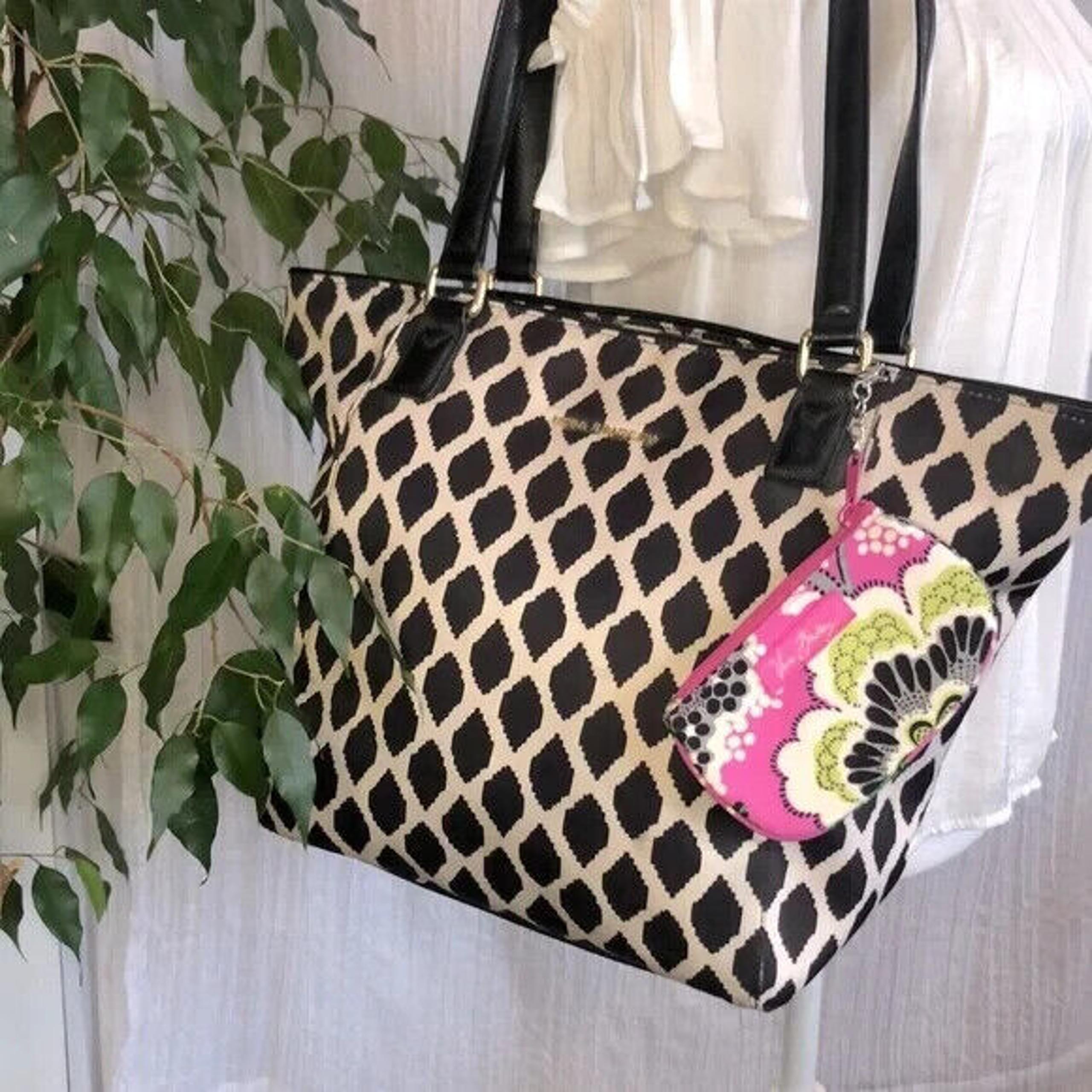 VERA BRADLEY Ikat Spots Ella Tote faux leather tote & Priscilla Pink wristlet