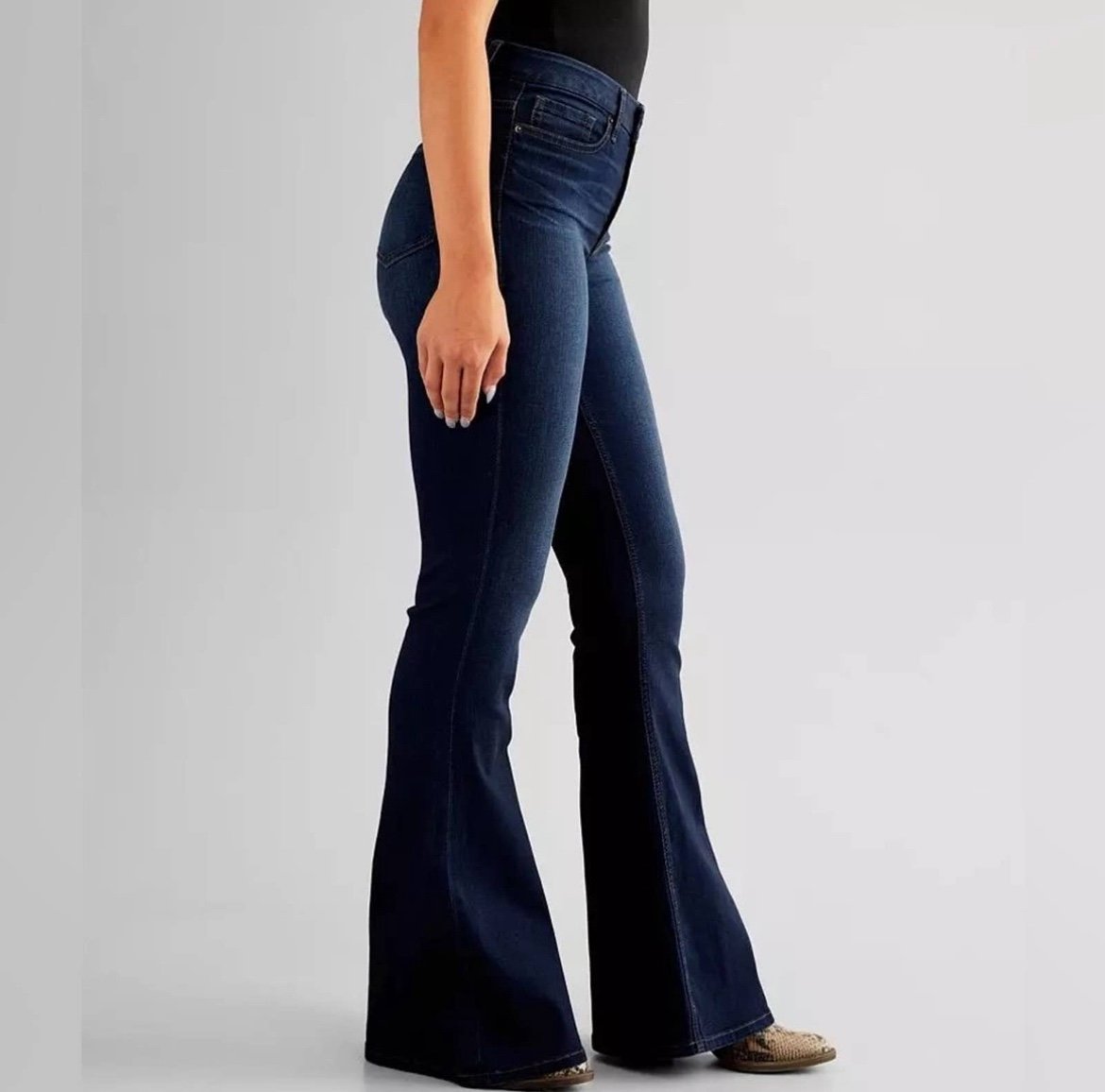 BKE Parker 30 Super Flare Universal Fit Mid Rise
