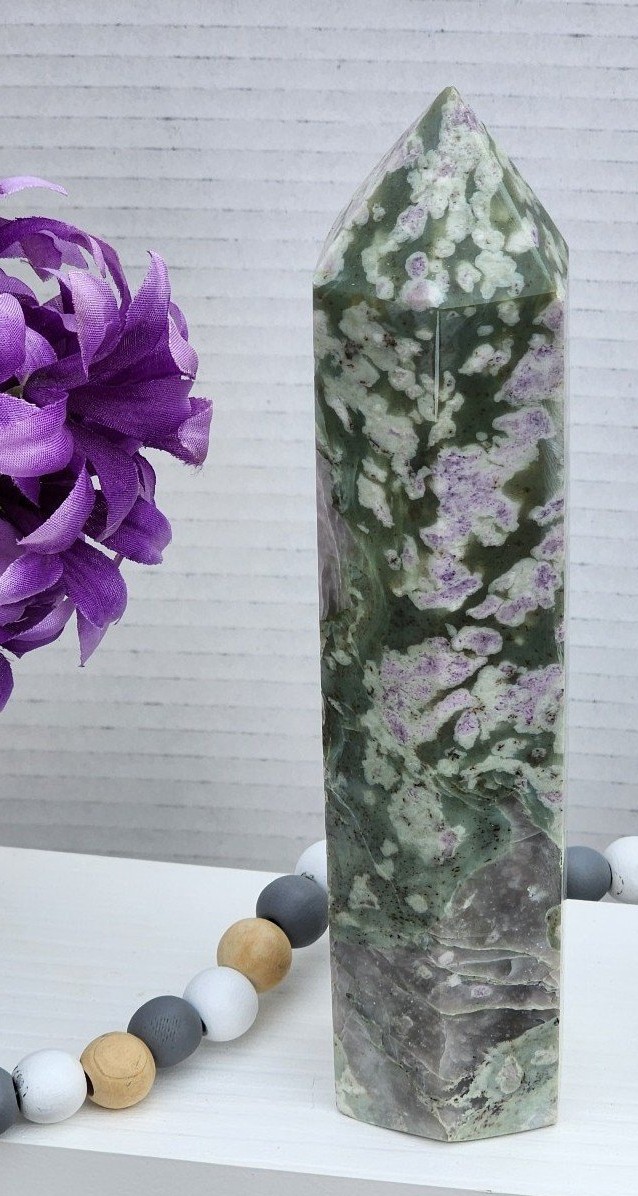 Auspicious Jasper Obelisk