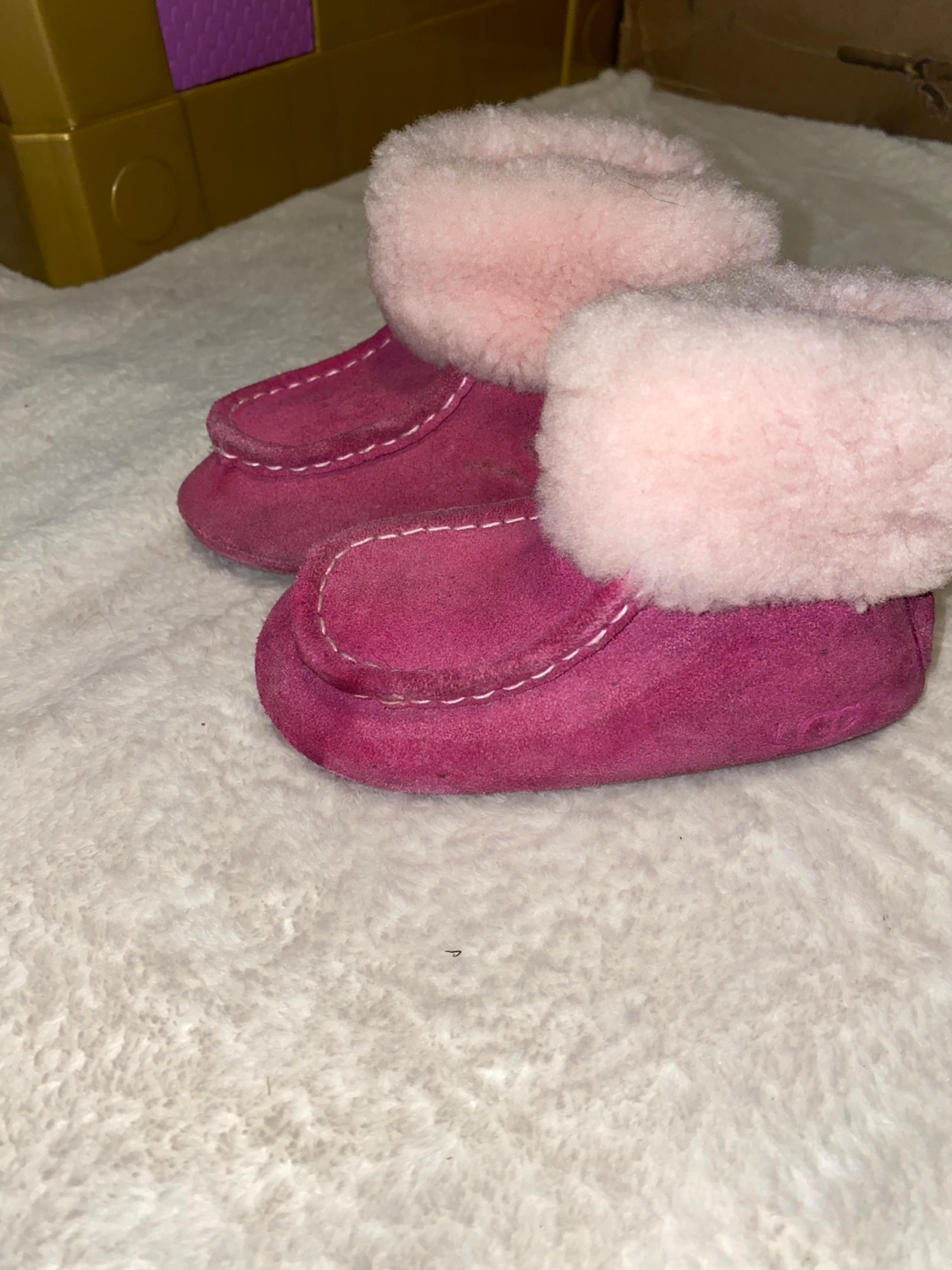 Pink Ugg booties moccasin boots infants size 4 / 5