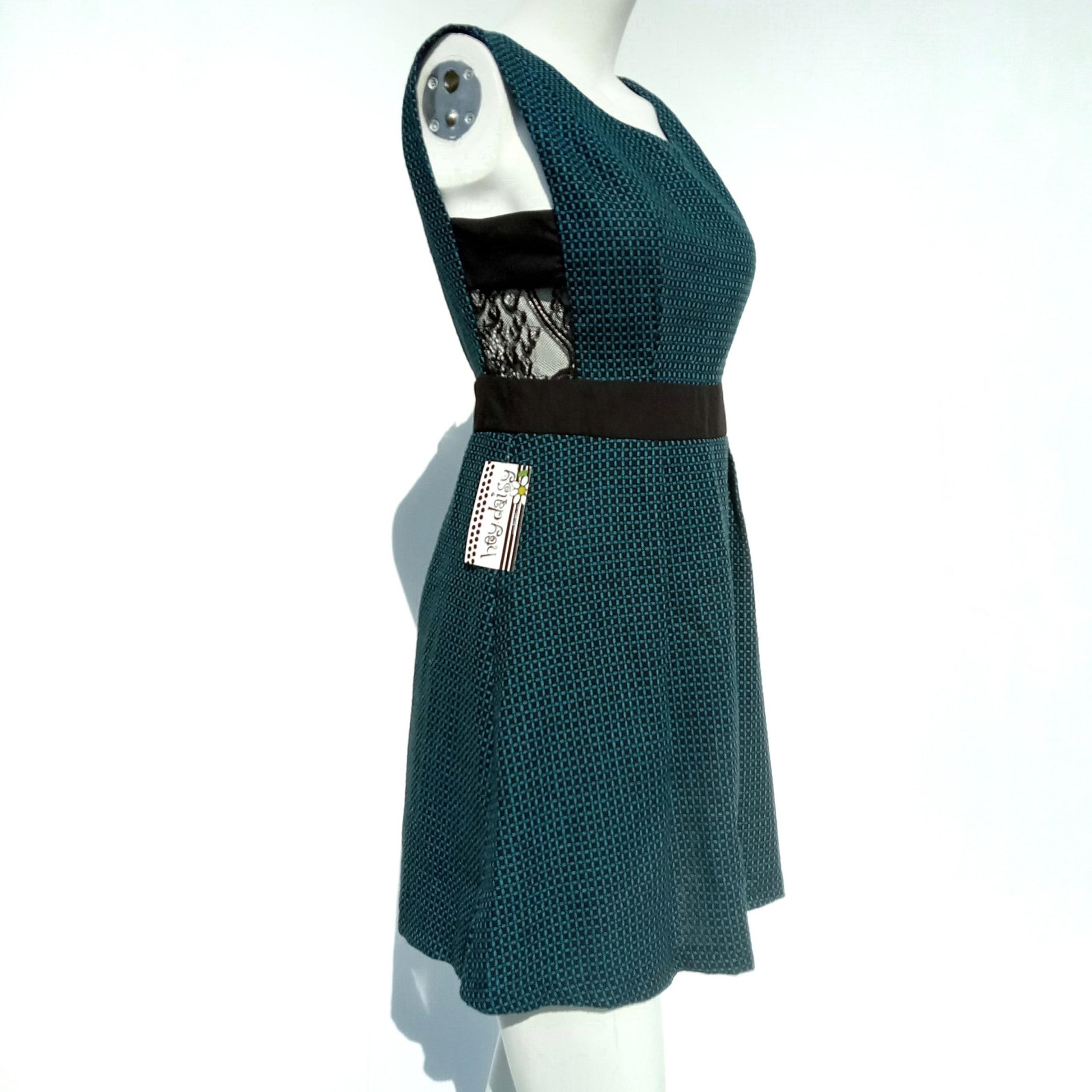 NEW NWT Ya Los Angeles Dress size M Lace Plaid Black Teal Blue sleeveless