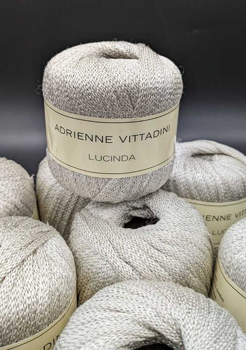 ADRIENNE VITTADINI Yarn Lot of 8 Balls Lucinda Color 101