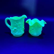 Vintage sugar and creamer set