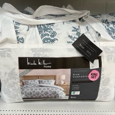 Nicole miller king comforter ser !
