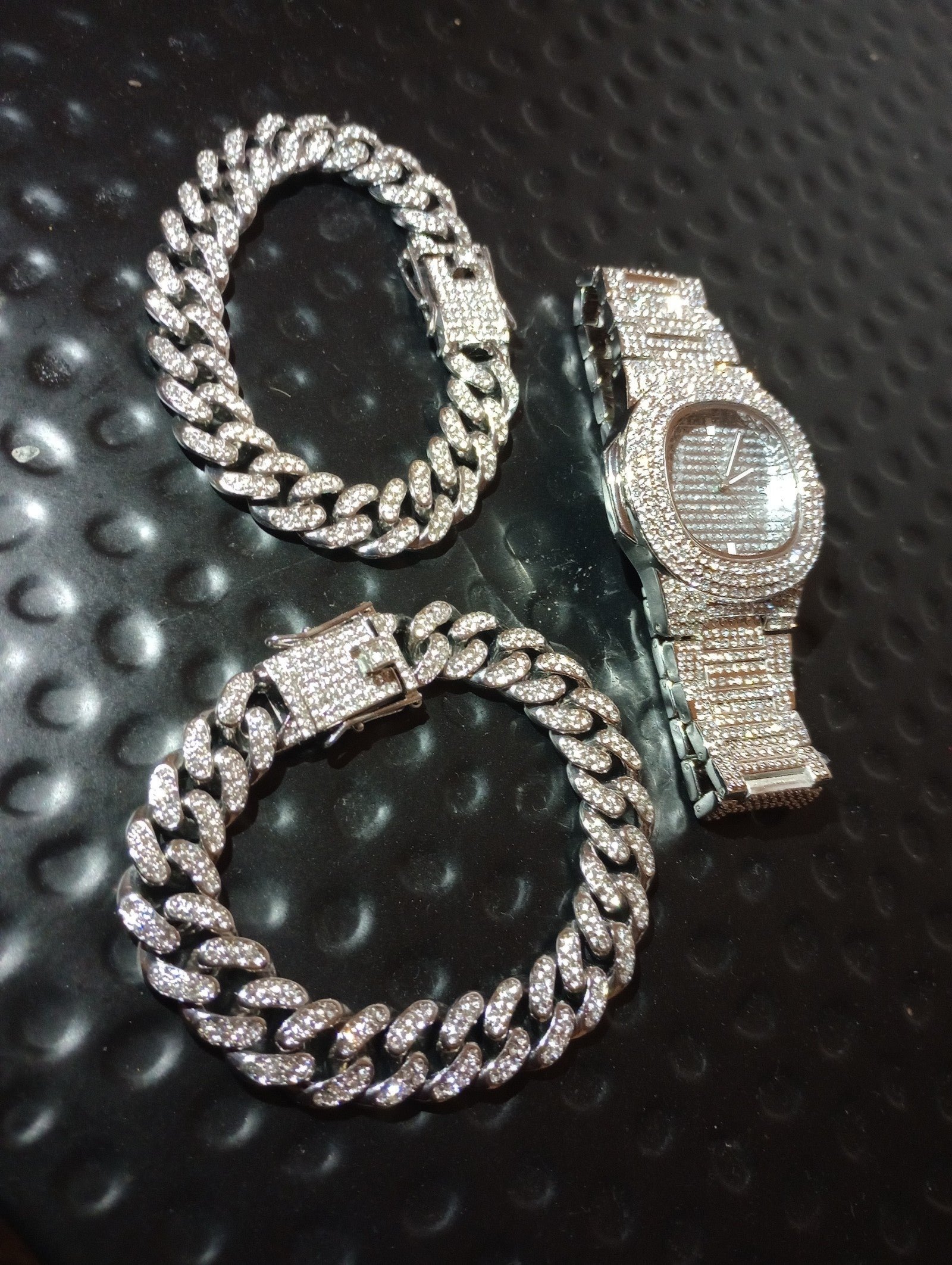 WATCH Two bracelets and 1 watch Diamond simulated lab diamond quadruple 4x's